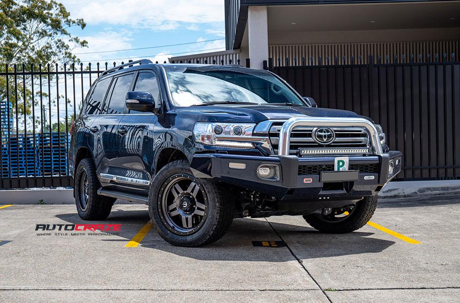 TOYOTA LANDCRUSIER ANZA MATTE ANTHRACITE WITH BLACK RING